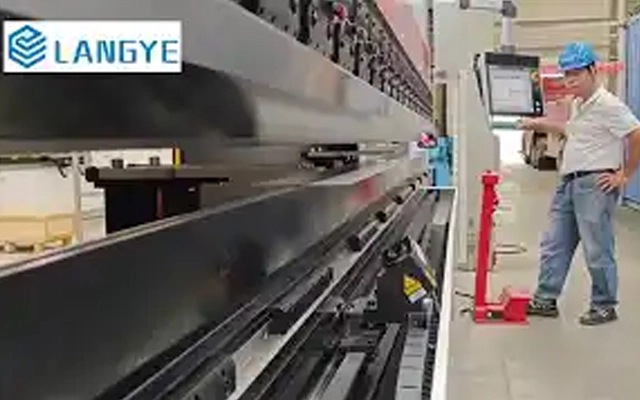 Prasa krawędziowa CNC Laserowy system pomiaru kąta kontroli DA69T 8 1 oś